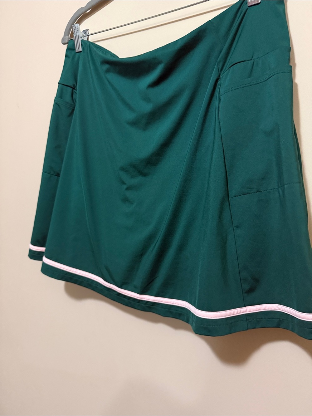 Walter Hagen Teal Circle Skirt with Pink Hem Trim - Picture 4 of 6